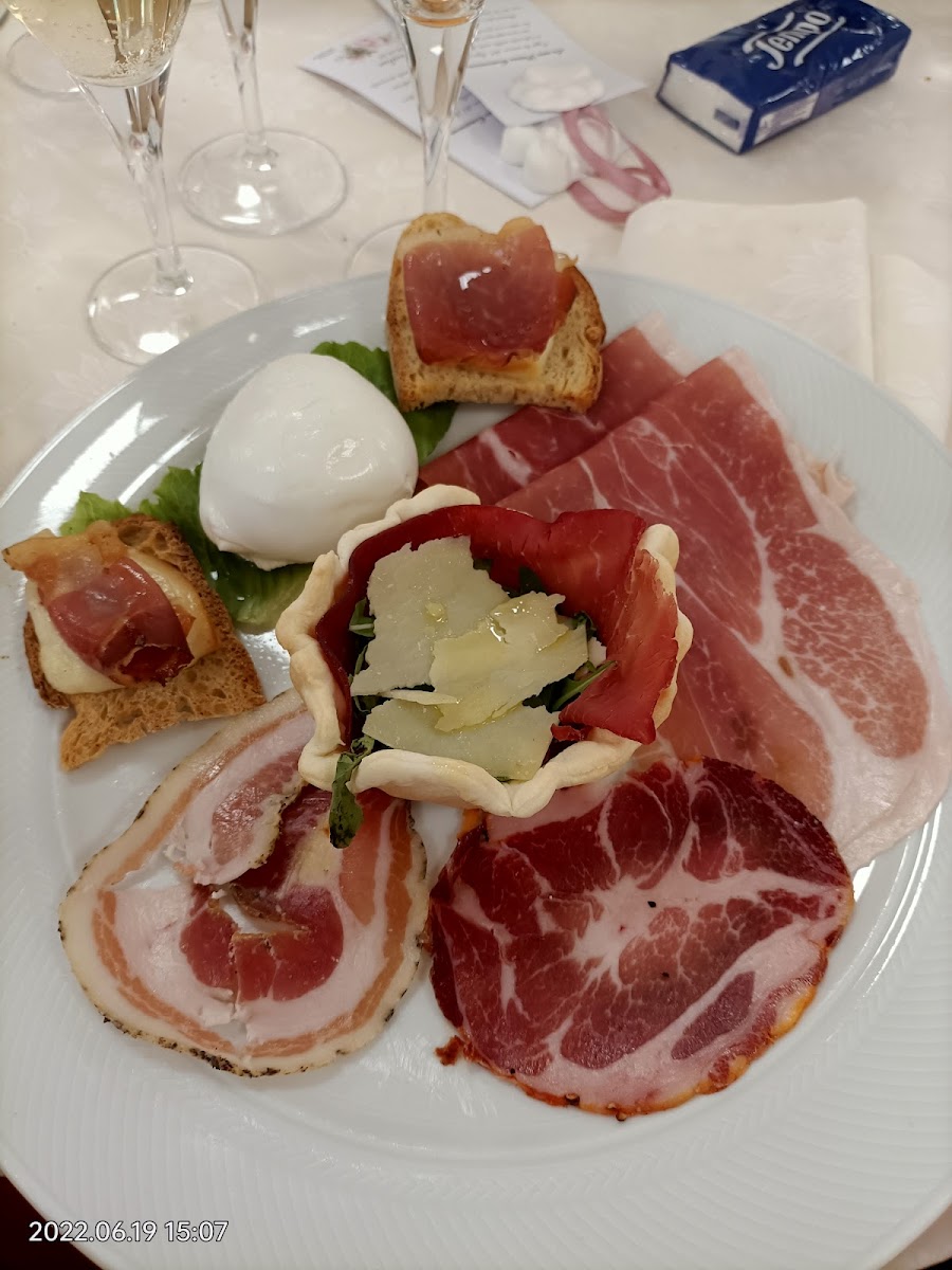 Ristorante-Pizzeria-La Vigna-Roccadaspide-Provincia Di Salerno-5